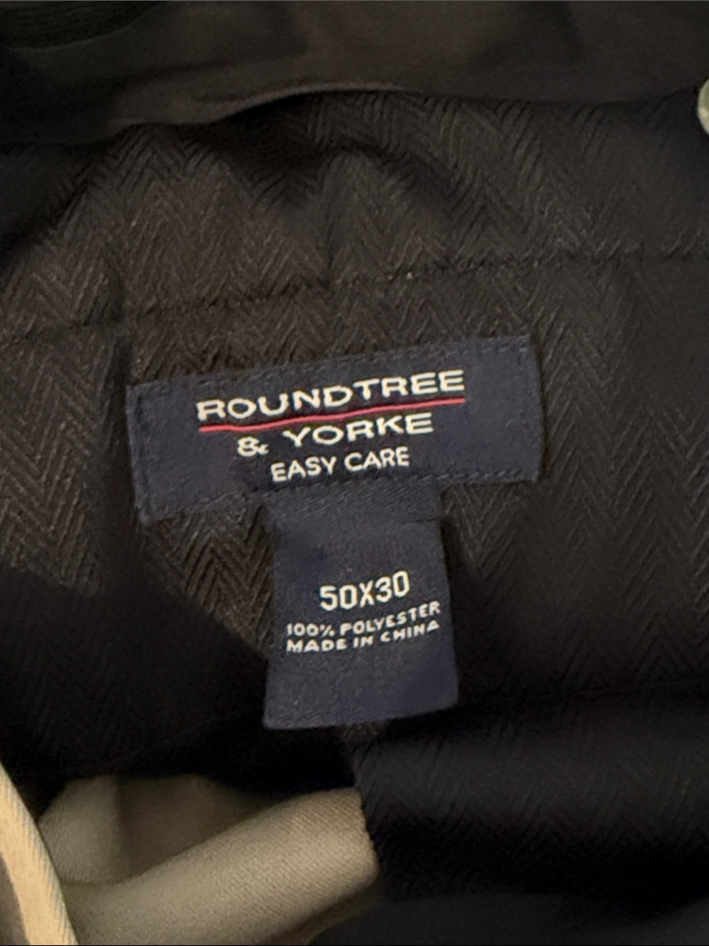 Roundtree & Yorke Men's Dress Pants in Beige - Picture 3 of 3